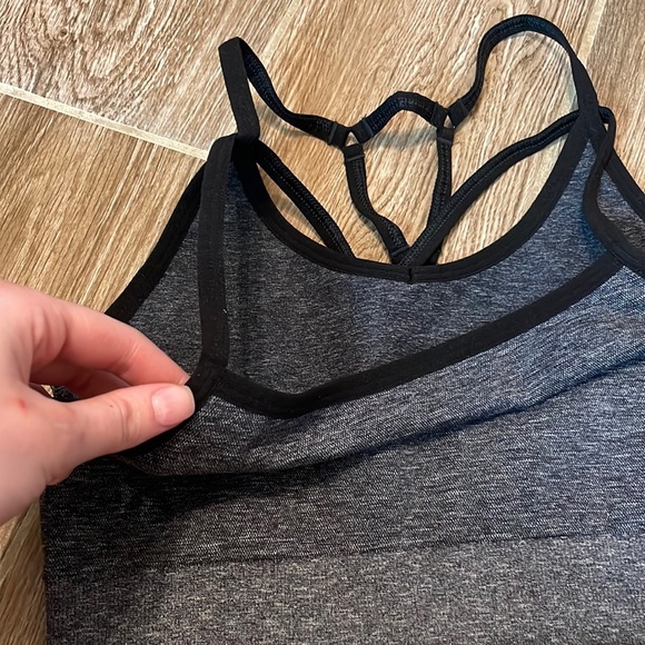 Gymshark Adapt Marl Seamless Sports Bra Black - Picture 4 of 6